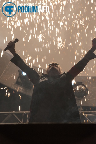 Roger Waters op Roger Waters - 18/7 - Gelredome foto