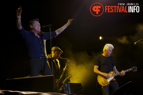 Golden Earring op Suikerrock 2013 foto