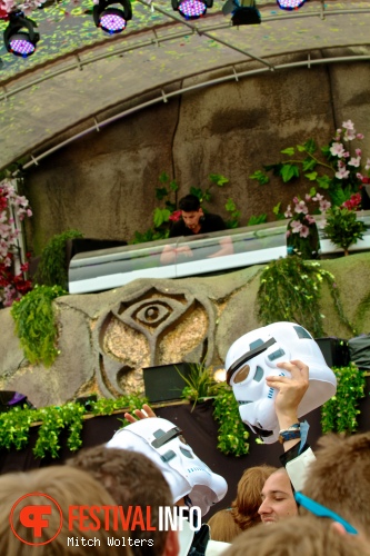 Thomas Gold op Tomorrowland 2013 foto