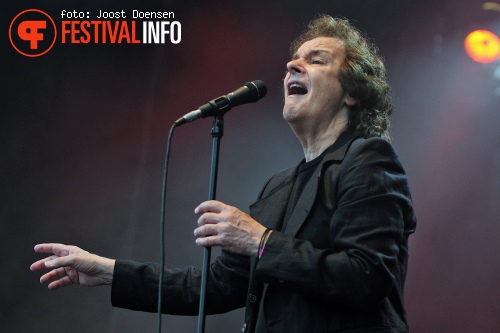 Colin Blunstone op pinkpop Classic 2013 foto