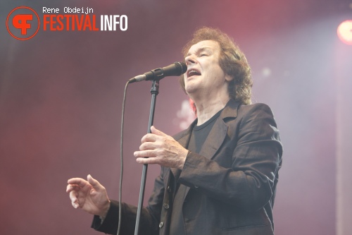 Colin Blunstone op pinkpop Classic 2013 foto