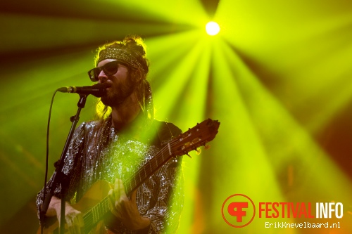 Crystal Fighters op Lowlands 2013 - dag 1 foto