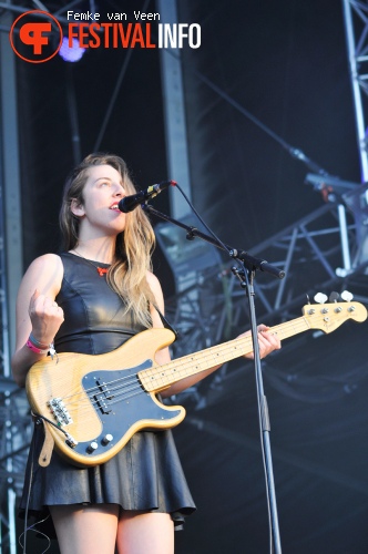 Haim op MS Dockville Festival 2013 foto