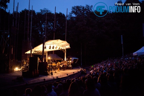 Hooverphonic op Hooverphonic - 25/8 - Openlucht Theater Amsterdamse Bos foto