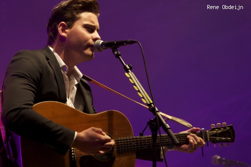 Douwe Bob op Appelpop 2013 foto