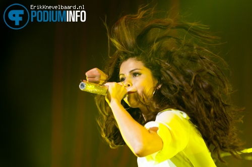 Selena Gomez op Selena Gomez - 4/9 - HMH foto