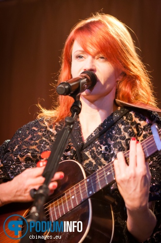 Foto Axelle Red op Axelle Red - 10/10 - People's Place