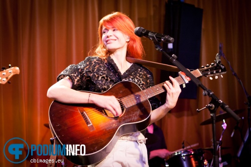 Foto Axelle Red op Axelle Red - 10/10 - People's Place