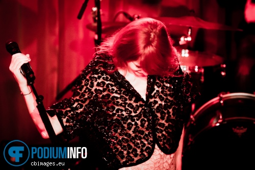 Foto Axelle Red op Axelle Red - 10/10 - People's Place