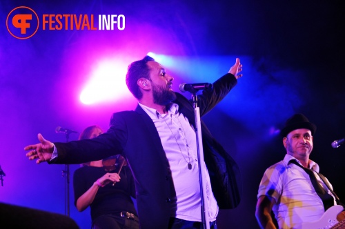 Foto BZB (Band Zonder Banaan) op Festyland 2013