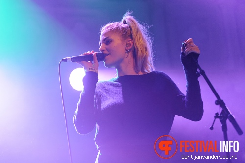 London Grammar op London Calling 2013 #2 - Dag 2 foto