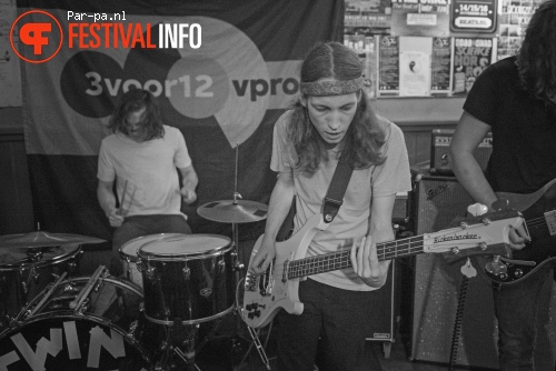 Twin Shades op Popronde Leiden 2013 foto