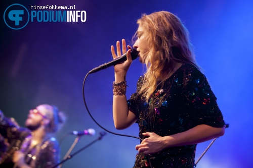 Crystal Fighters op Crystal Fighters - 31/10 - Vredenburg foto