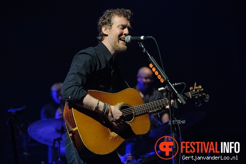 Glen Hansard op Crossing Border 2013 foto