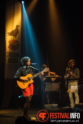 Chloe Charles op Crossing Border 2013 foto