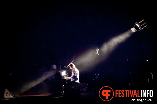 Tom Odell op Songbird 2013 - Dag 2 foto