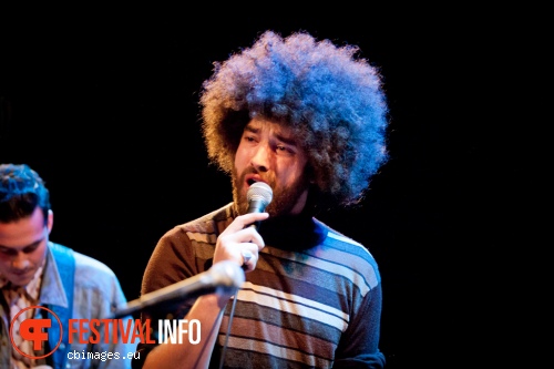 Rilan & The Bombardiers op Songbird 2013 - Dag 2 foto