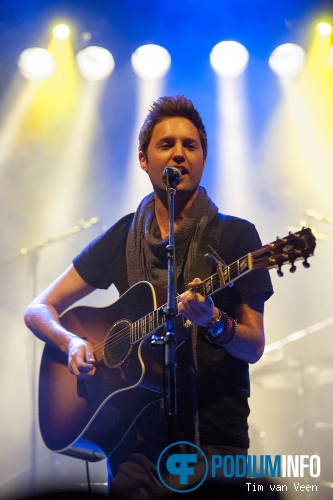 Nick Howard op Matt Simons - 25/11 - Tivoli foto