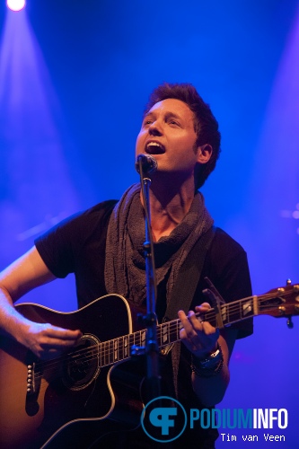 Nick Howard op Matt Simons - 25/11 - Tivoli foto