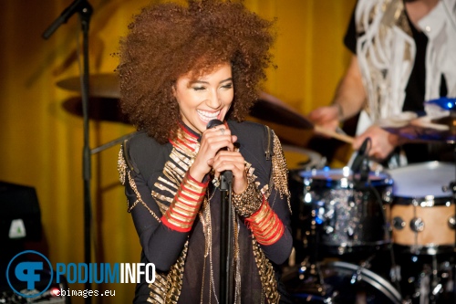 Andy Allo op Andy Allo - 30/11 - People's Place foto