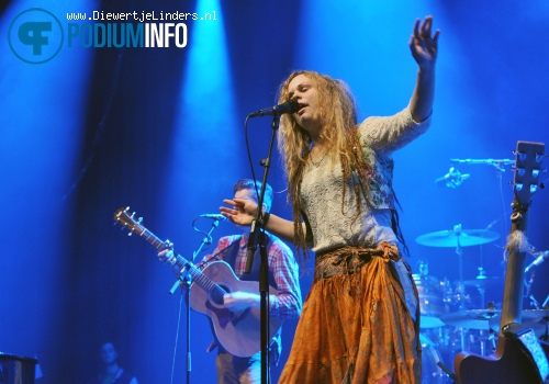 Isabelle Amé op Guus Meeuwis - 13/12 - 013 foto