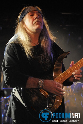 Uli Jon Roth op Uli Jon Roth - 12/01 - The Rock Temple foto