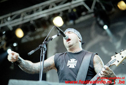 Biohazard op Dynamo Open Air 2002 foto