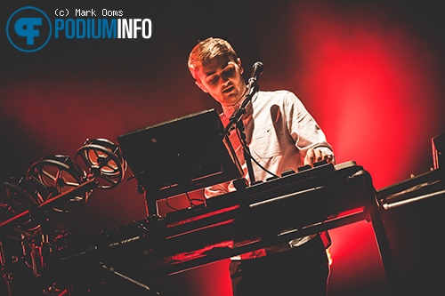 Disclosure op Disclosure - 21/03 - Klokgebouw foto