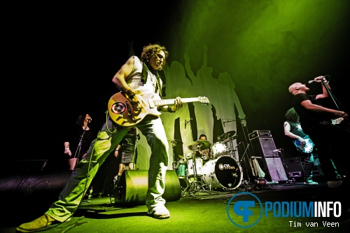 Vandale op Status Quo - 23/3 - Ijsselhallen Zwolle foto