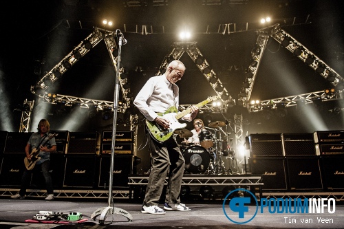 Status Quo op Status Quo - 23/3 - Ijsselhallen Zwolle foto