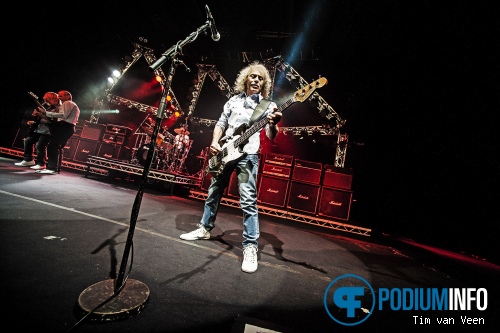 Status Quo op Status Quo - 23/3 - Ijsselhallen Zwolle foto