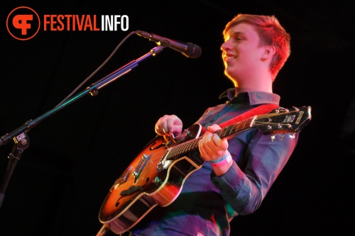 George Ezra op Motel Mozaique 2014 foto