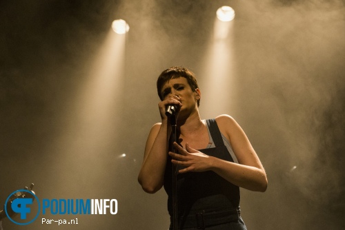 Hooverphonic op Hooverphonic - 10/4 - Tivoli Oudegracht foto