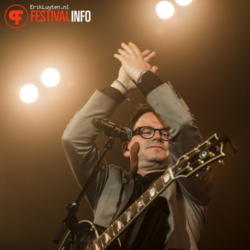 Guus Meeuwis op Paaspop 2014 foto