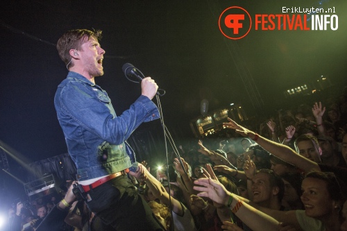 Kaiser Chiefs op Paaspop 2014 foto