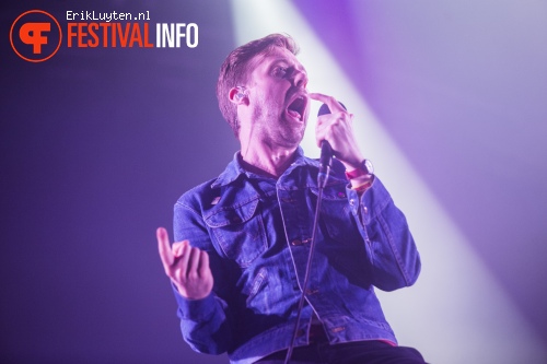 Kaiser Chiefs op Paaspop 2014 foto