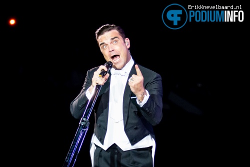 Robbie Williams op Robbie Williams - 4/5 - Ziggo Dome foto