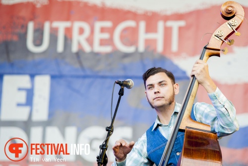 Pokey Lafarge op Bevrijdingsfestival Utrecht 2014 foto