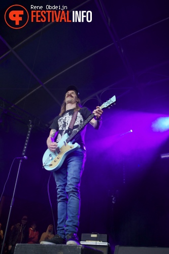 John Coffey op Bevrijdingsfestival Overijssel 2014 foto