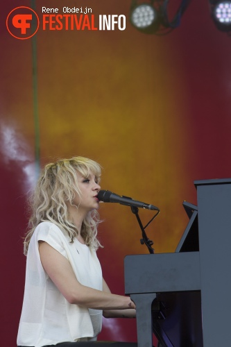 Jacqueline Govaert op Bevrijdingsfestival Overijssel 2014 foto