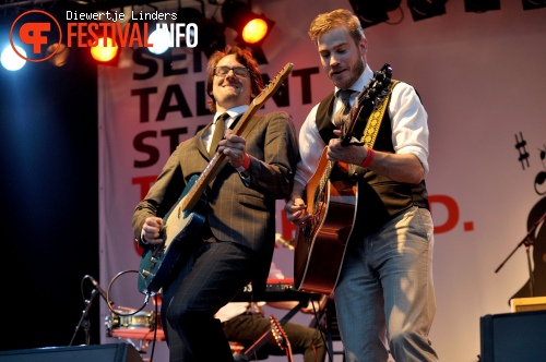 Tim Akkerman op Bevrijdingsfestival Den haag foto