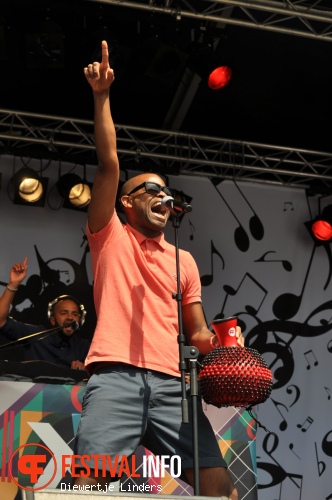 KUENTA op Bevrijdingsfestival Den haag foto