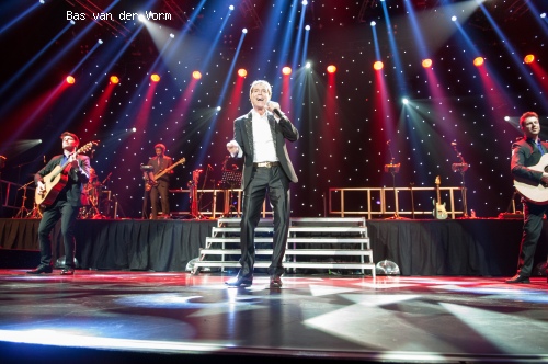 Cliff Richard op Cliff Richard - 17/5 - Ziggo Dome foto