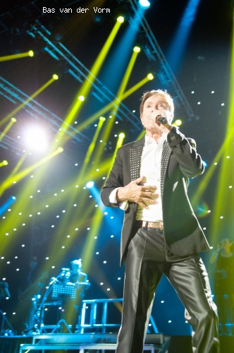 Cliff Richard op Cliff Richard - 17/5 - Ziggo Dome foto