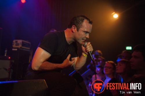 Future Islands op Le Guess Who? May Day 2014 foto