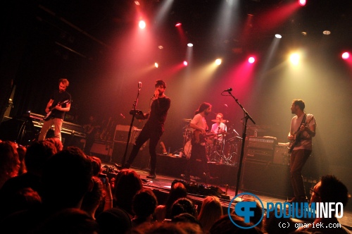 Young the Giant op Young The Giant - 27/5 - Melkweg foto