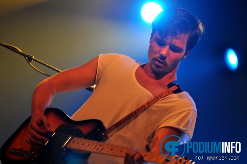 FARA op Young The Giant - 27/5 - Melkweg foto