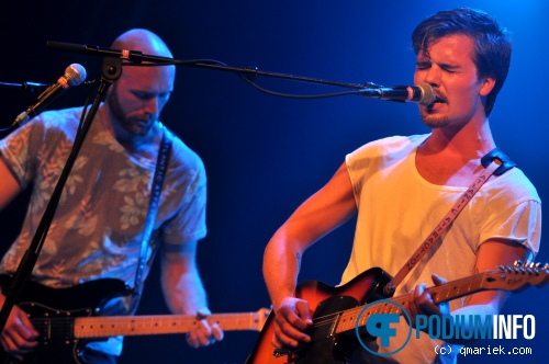 FARA op Young The Giant - 27/5 - Melkweg foto