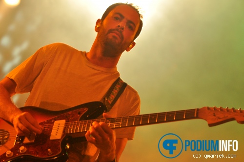 Young the Giant op Young The Giant - 27/5 - Melkweg foto