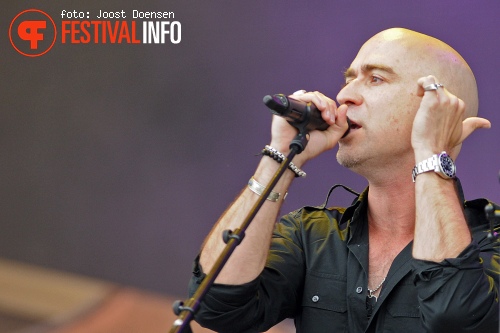 Ed Kowalczyk op Pinkpop 2014 - dag 1 foto